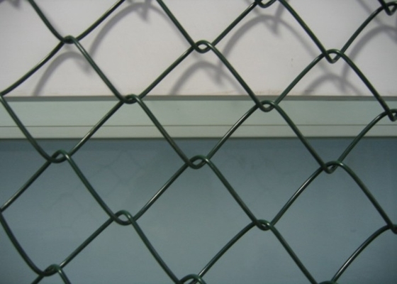 Grüne Metallkettenglied-Mesh Fence Anti Corrosive High-Stärke-Größe fertigte besonders an