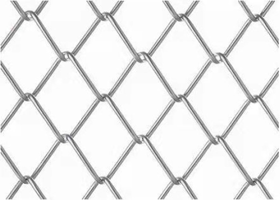 Heißer eingetauchter galvanisierter Kettenglied-Zaun Mesh 2.0-4.8mm für Sport-Feld