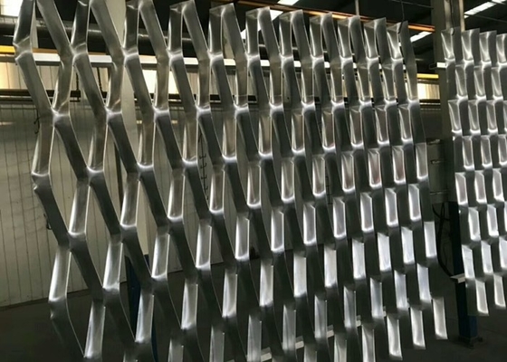 Aluminiumstreckmetall Mesh Sheet Diamond Shaped Patterns ISO9001 genehmigte