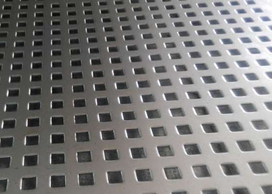 Quadratisches Loch-durchlöchertes Metall Mesh Sheet Stainless Steel 304 316 304L 316L