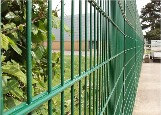 Doppelter Draht geschweißter Sicherheitszaun, 1m silberner galvanisierter Draht-Zaun Panels